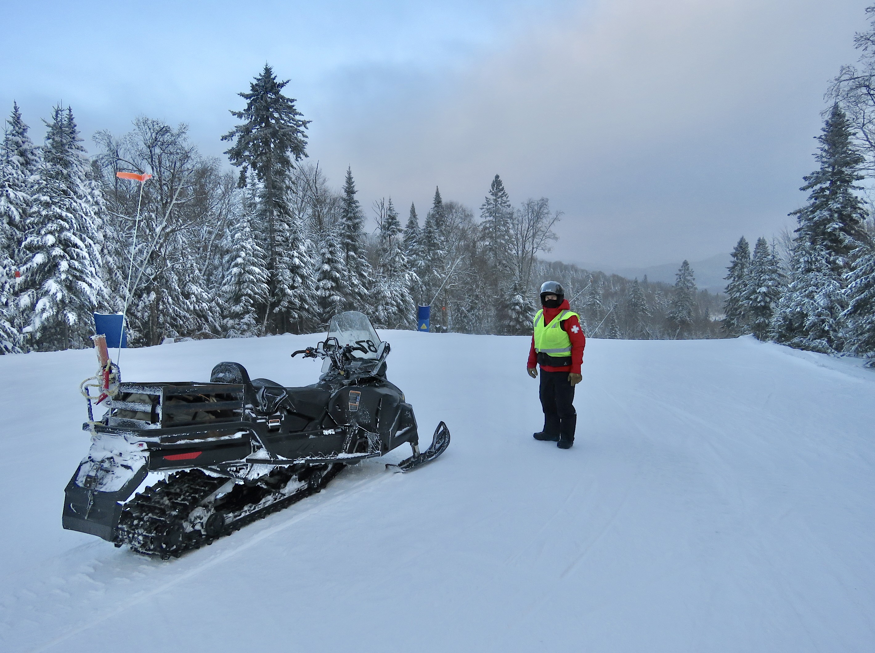 1.6.25.Ptit.Bonheur.Ski.Patrol.Last.Run.Saftey.Close.c.jpg