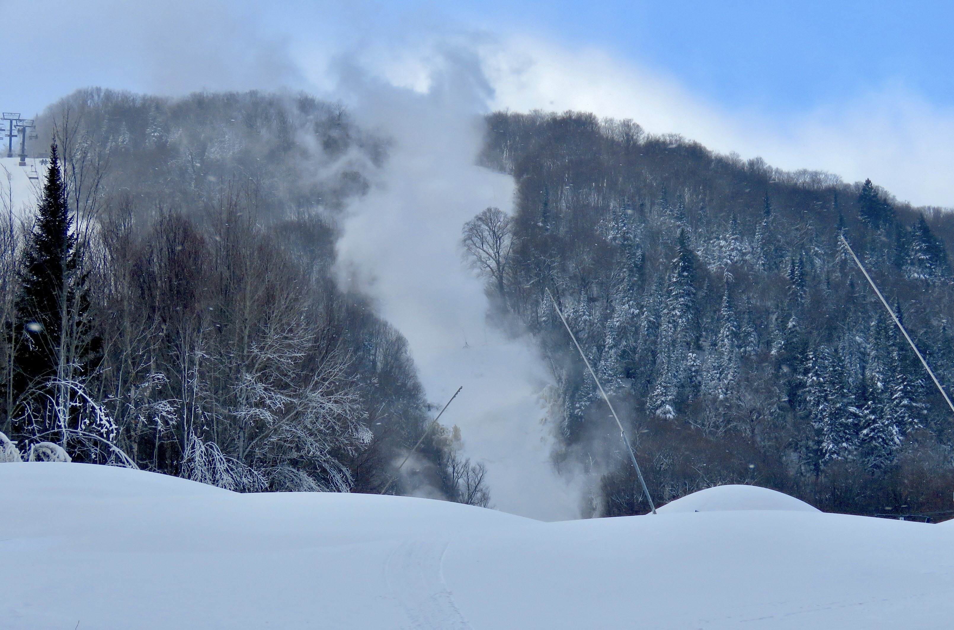 1.9.25.Nord.North.Duncan.Quad.Views.Dynamite.Snowmaking.First.In.7.Years.c.jpg