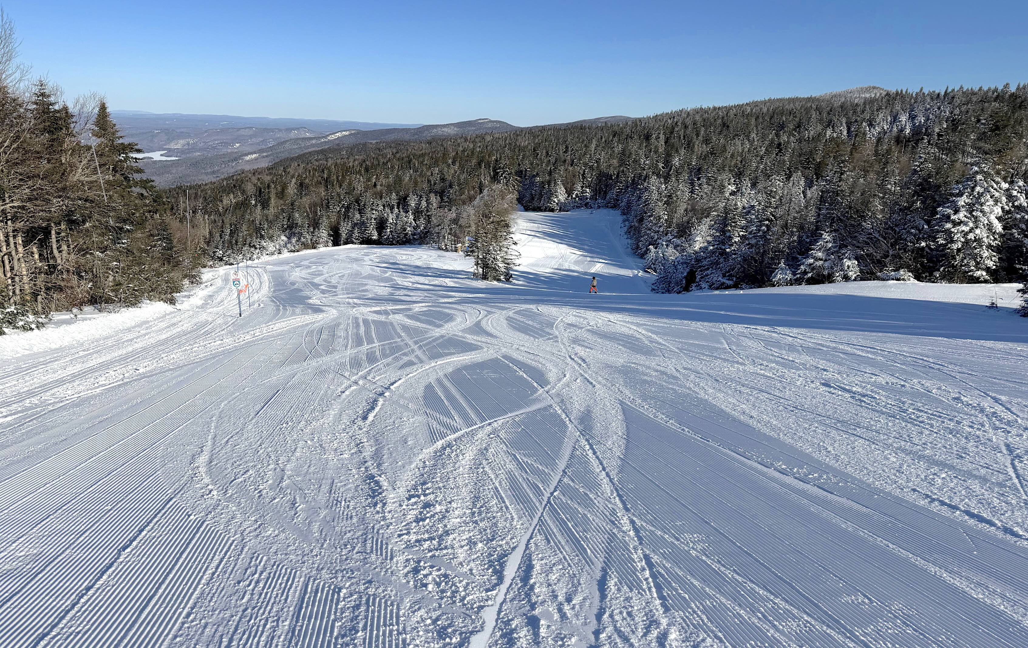 3.23.26.Sud.South.Nansen.Haut.Upper.Carve.This.Corduroy.Views.d.jpg