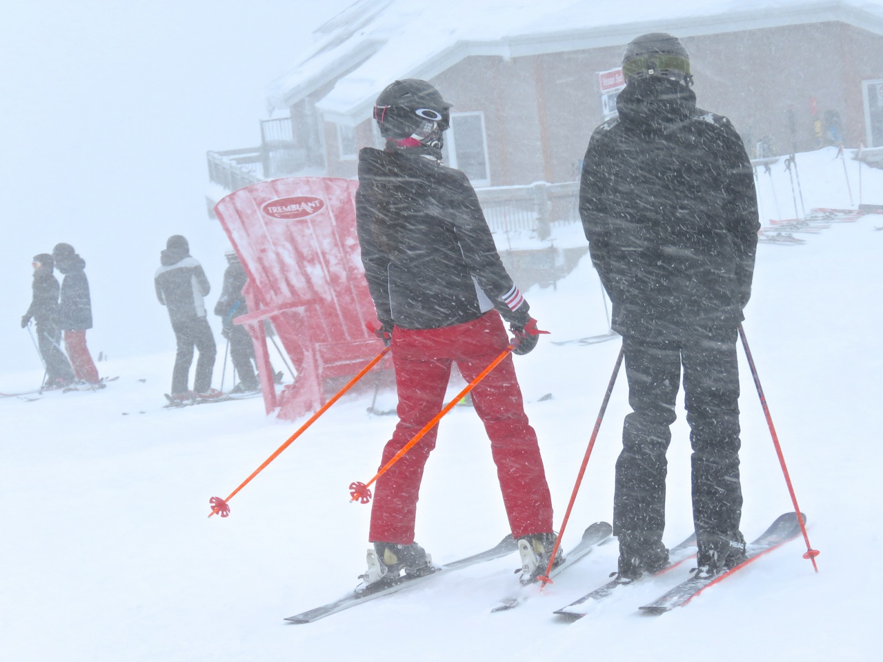 2.12.17.Summit.Signs.Of.Great.Skiing.c.jpg