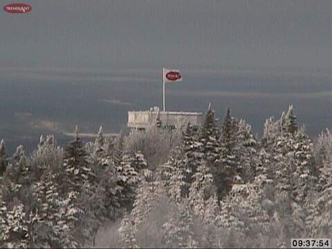 After you've read all the forecasts about wind direction, you can always check the flag to see what is really going on. Here we see the Summit Observation deck with the Tremblant flag streaming in a South-Westerly direction at this time. As everyone knows, that could change any time. Web Cam Snap Shot courtesy of www.tremblant.ca