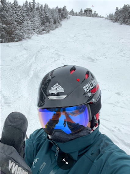 3.2.23.Local.Thumbs.Up.Zig.Zag.Fresh.Drifted.Snowfall.a.jpg