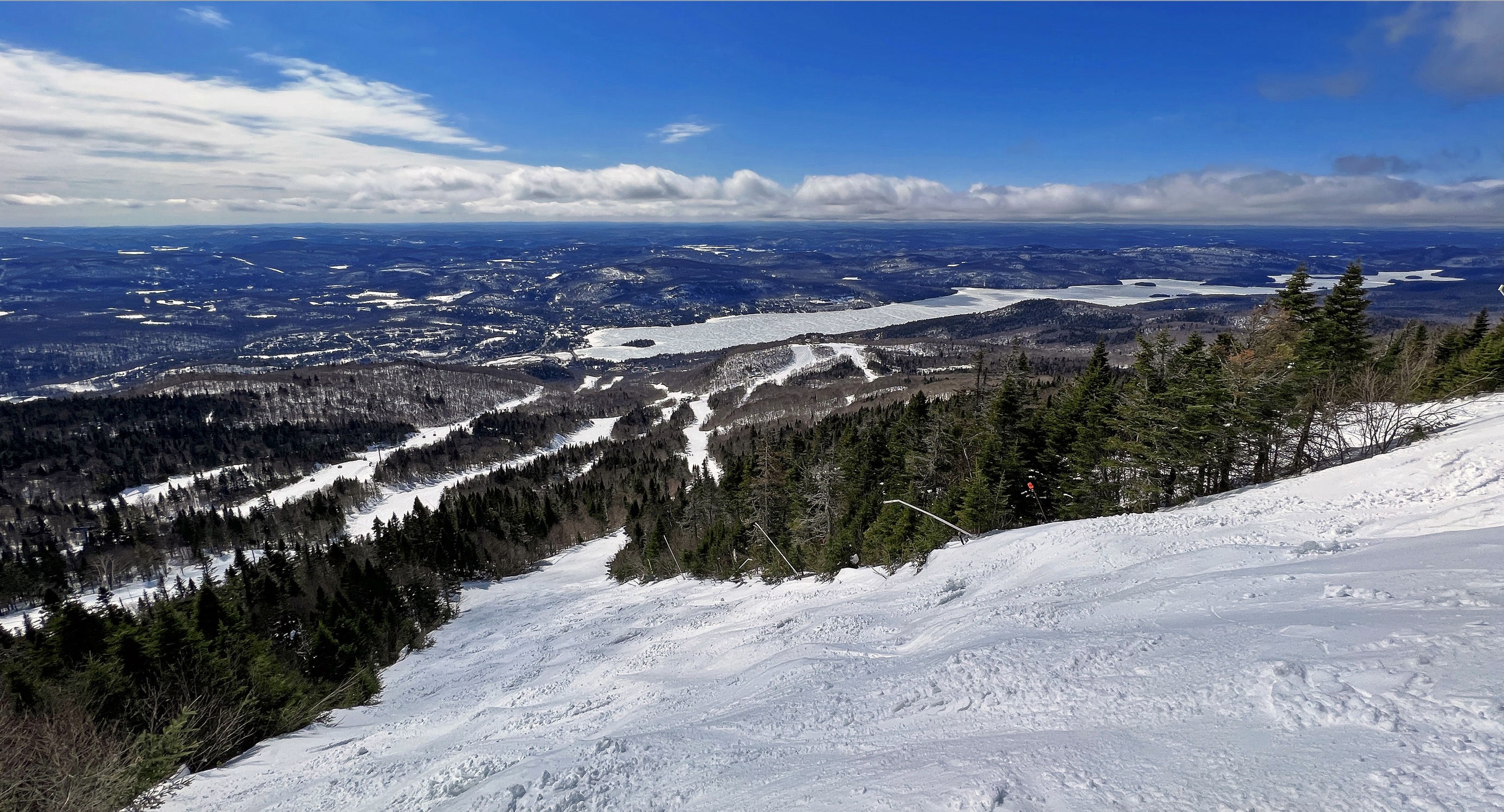 4.4.23.Sud.South.Vertige.Summit.Views.Over.Lac.T.C.L.P.Pic.a.jpg