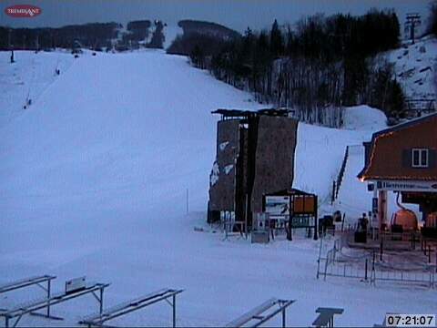 Daybreak Look at these immaculate carving surfaces... Bundle up and have FUN cranking off endless turns today!