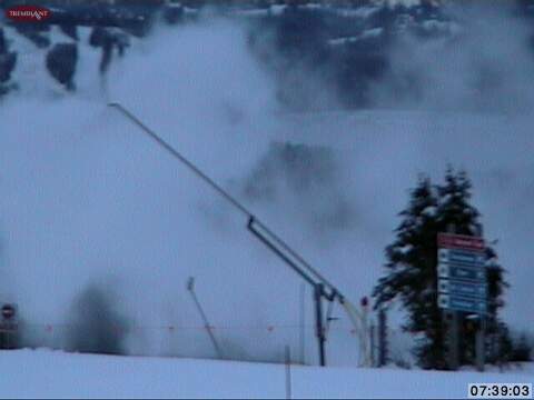 Snow Making at full blast over Taschereau.