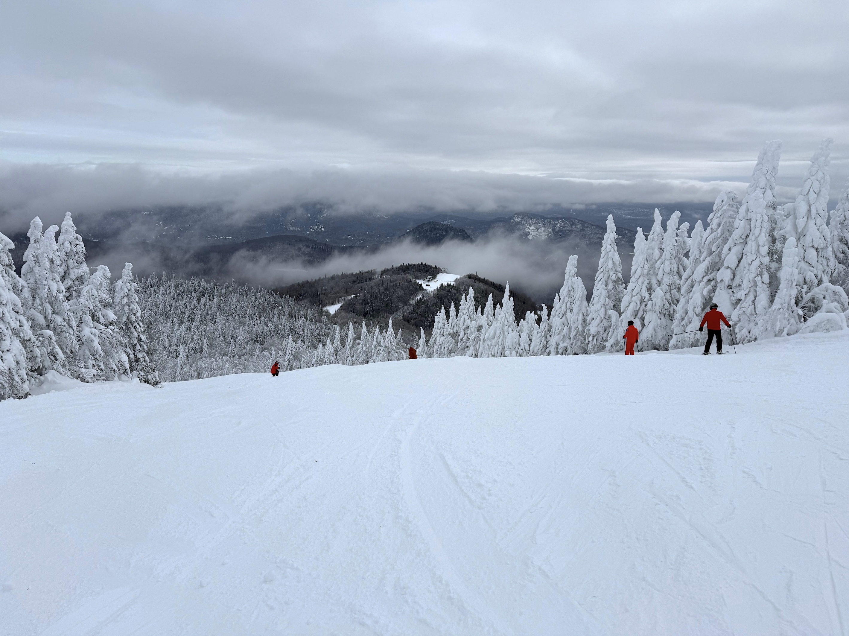 1.31.25.Nord.North.Lowell.Thomas.Views.Over.Expo.Peak.Valley.Cloud.d.jpg