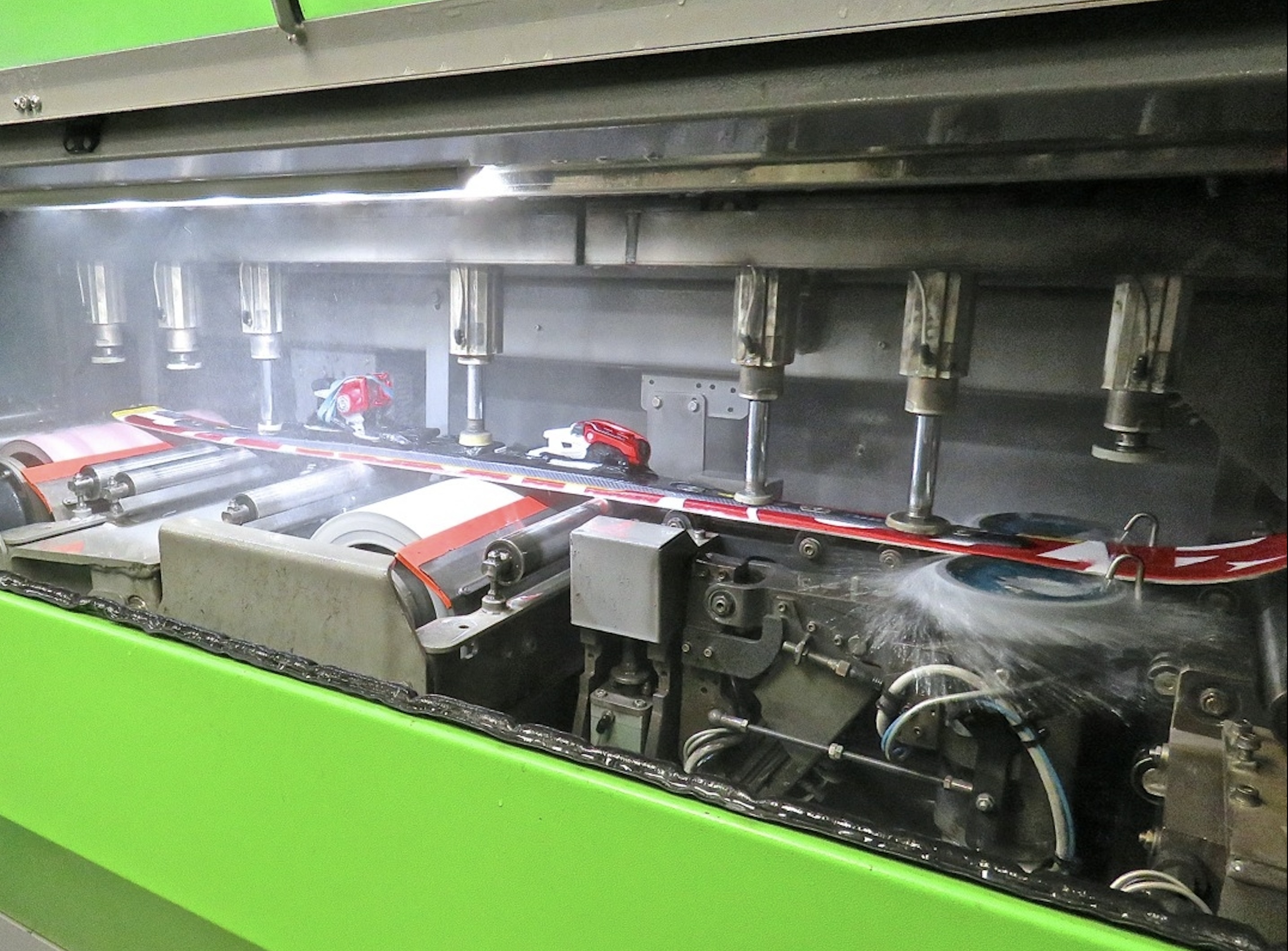 2.25.25.Ski.Tuning.Machinery.Sample.a.jpg
