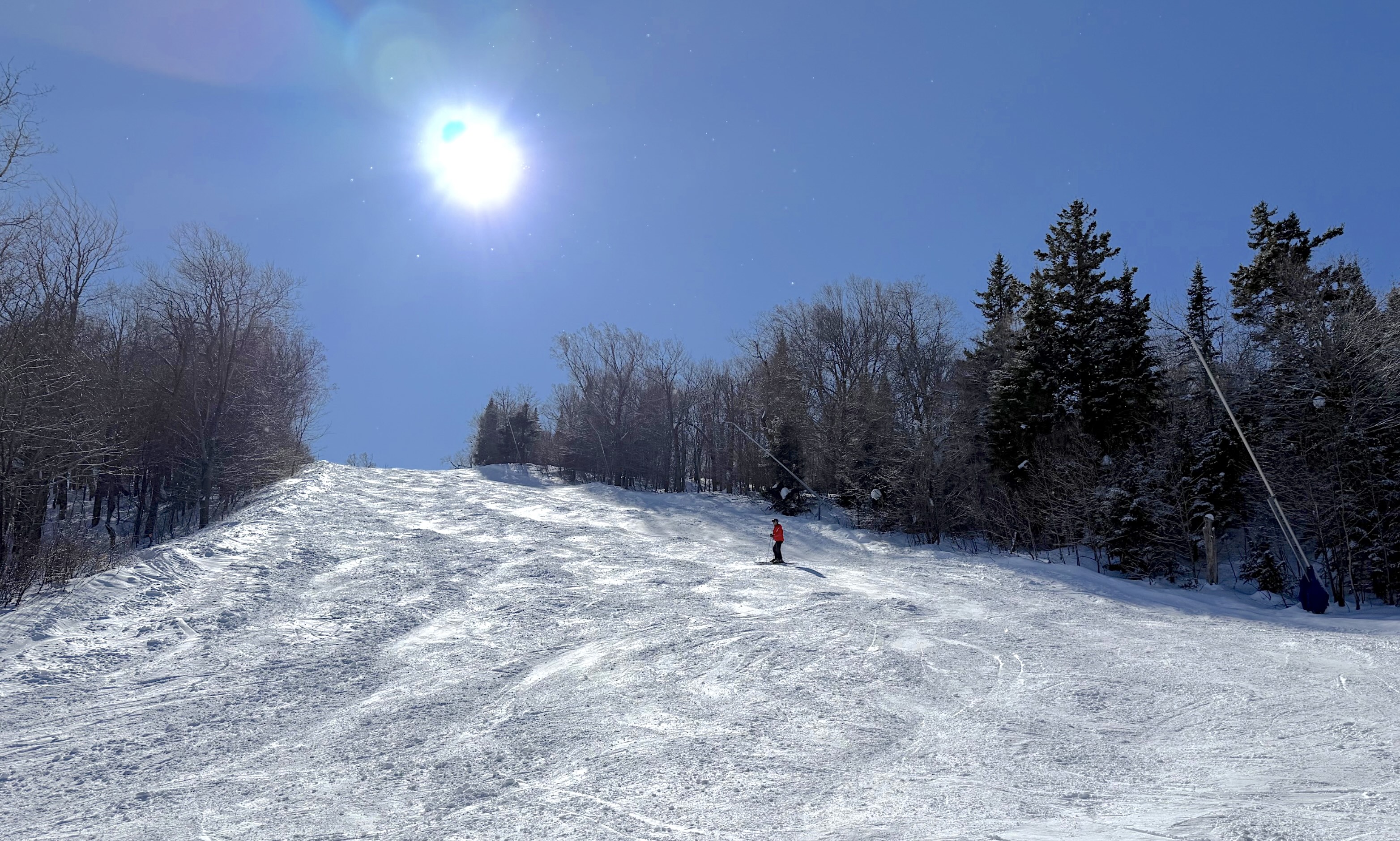 2.26.25.Nord.North.La.Griffe.Snow.White.Sunny.d.jpg