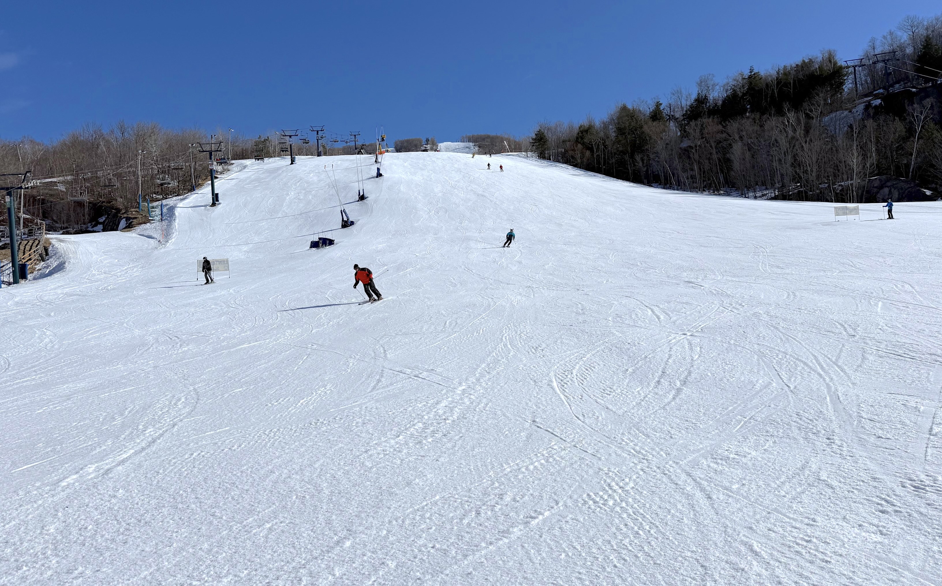 3.18.25.Sud.South.Johannsen.Resort.Base.Light.Traffic.Near.Flawless.d.jpg