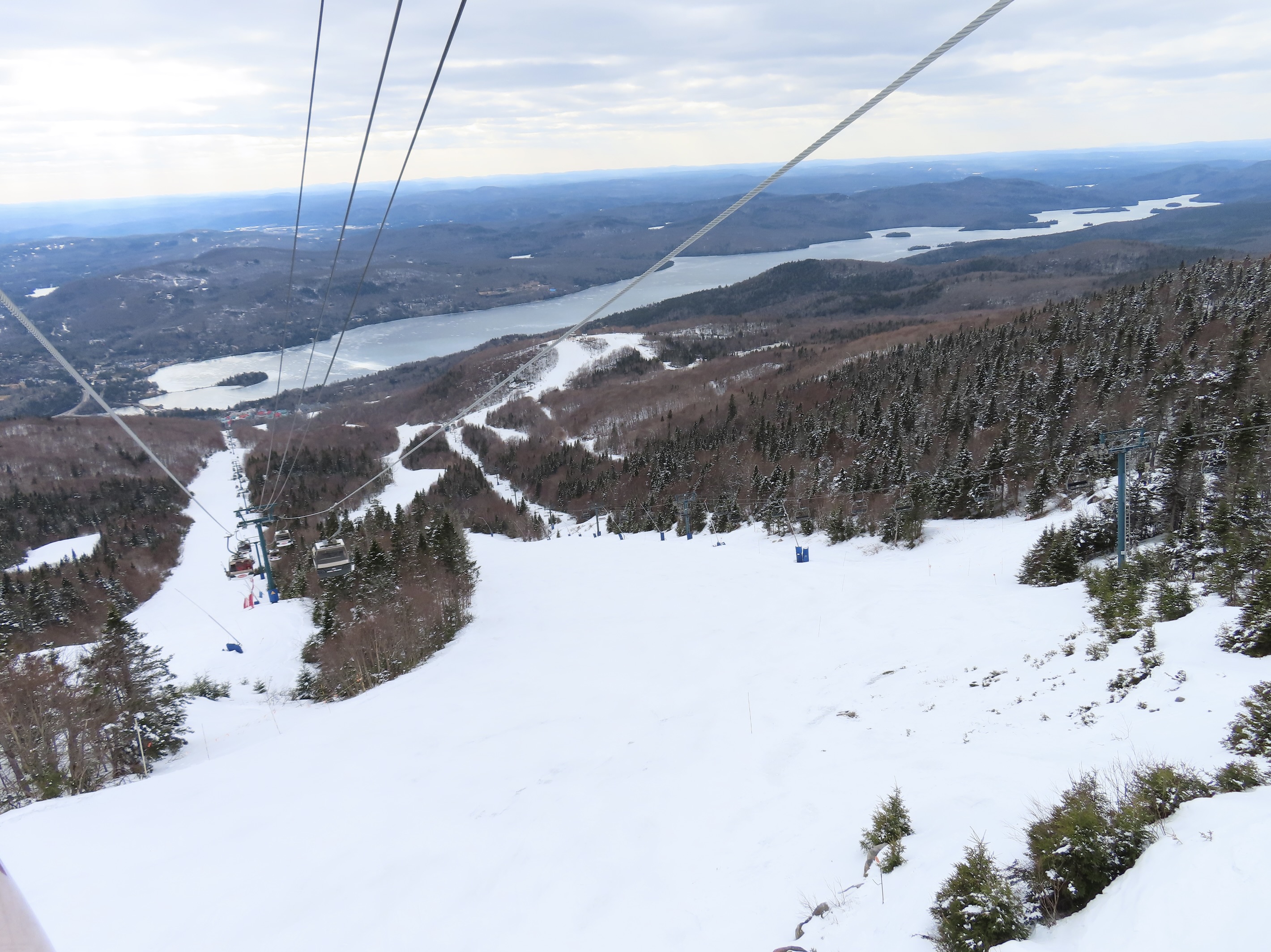 4.11.26.Sud.South.Gondola.Winter.White.Overview.c.jpg