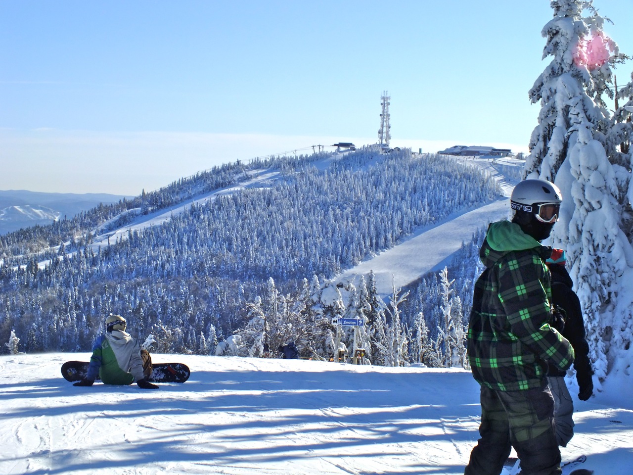 2.8.12.Edge.Views.Summit.North.jpg