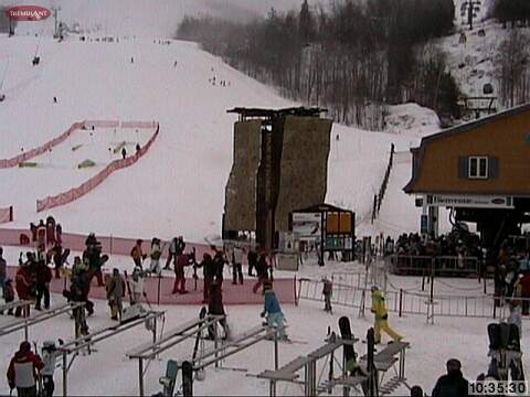 Light Traffic on the Mountain today with a gentle snowfall.
