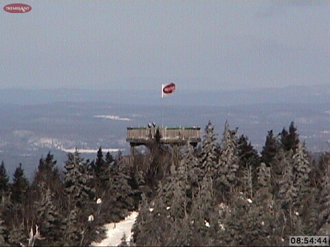 The Flag on the Summit Observation platform tells the story on the breeze today. Clear conditions for Photographs today!