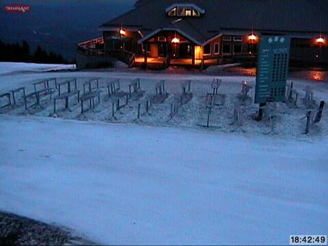 4.3.10.Summit Grooming.5.jpg