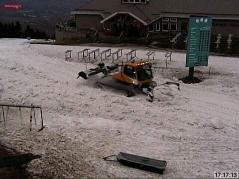 4.7.10 Summit Grooming.4.jpg