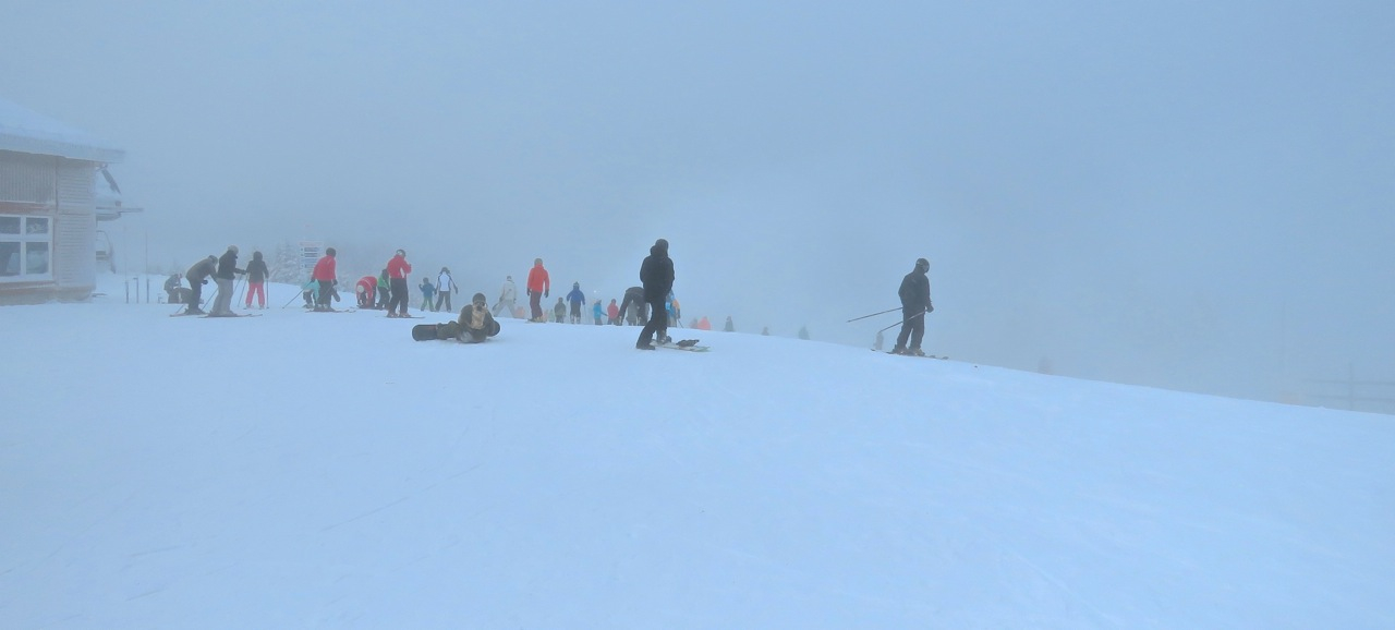 1.13.16.Summit.Views.Cool.Snow.Cloud.Fog.c.jpg