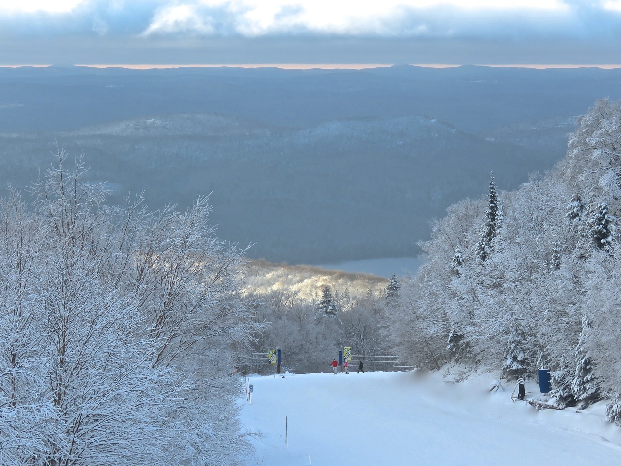 12.28.16.PB.05.Nansen.Pitch.Views.Mi.Chemin.Plateau.Nansen.Bas.Lower.Lac.T.b.jpg